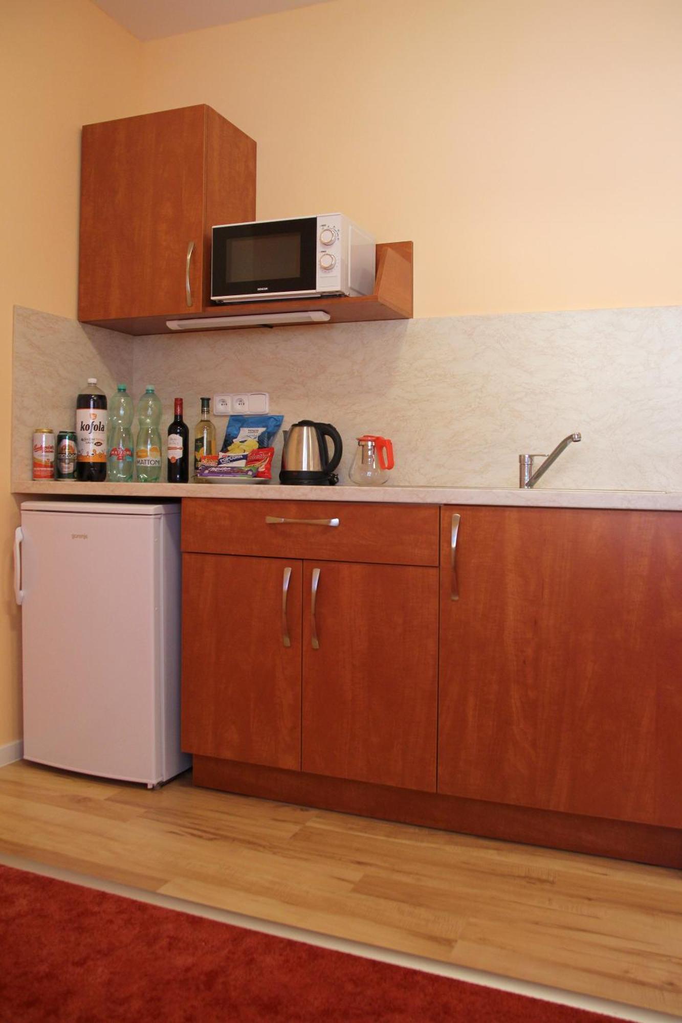 Cerny Kocour Apart Hotel Sarovy Exterior foto